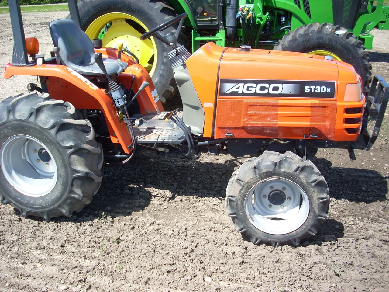 AGCO ST30x 