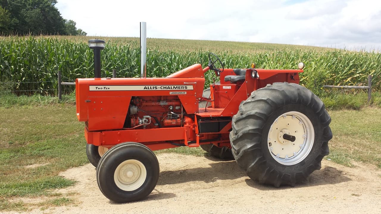 Allis Chalmers 210 