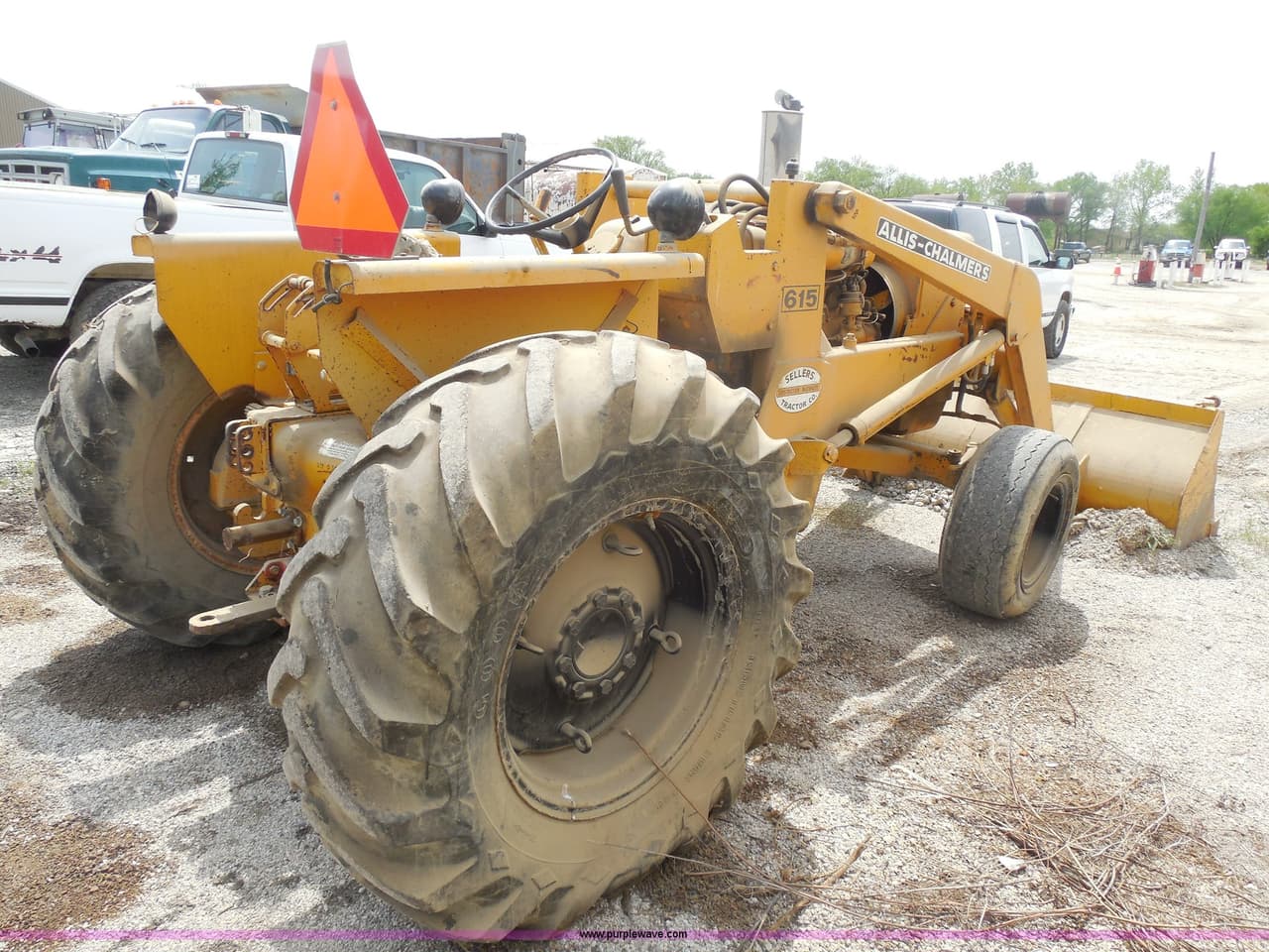 Allis Chalmers 615 