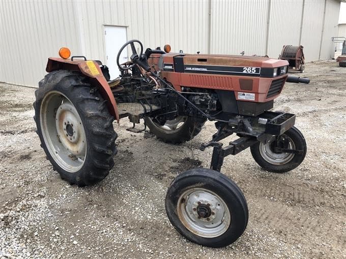 CaseIH 265