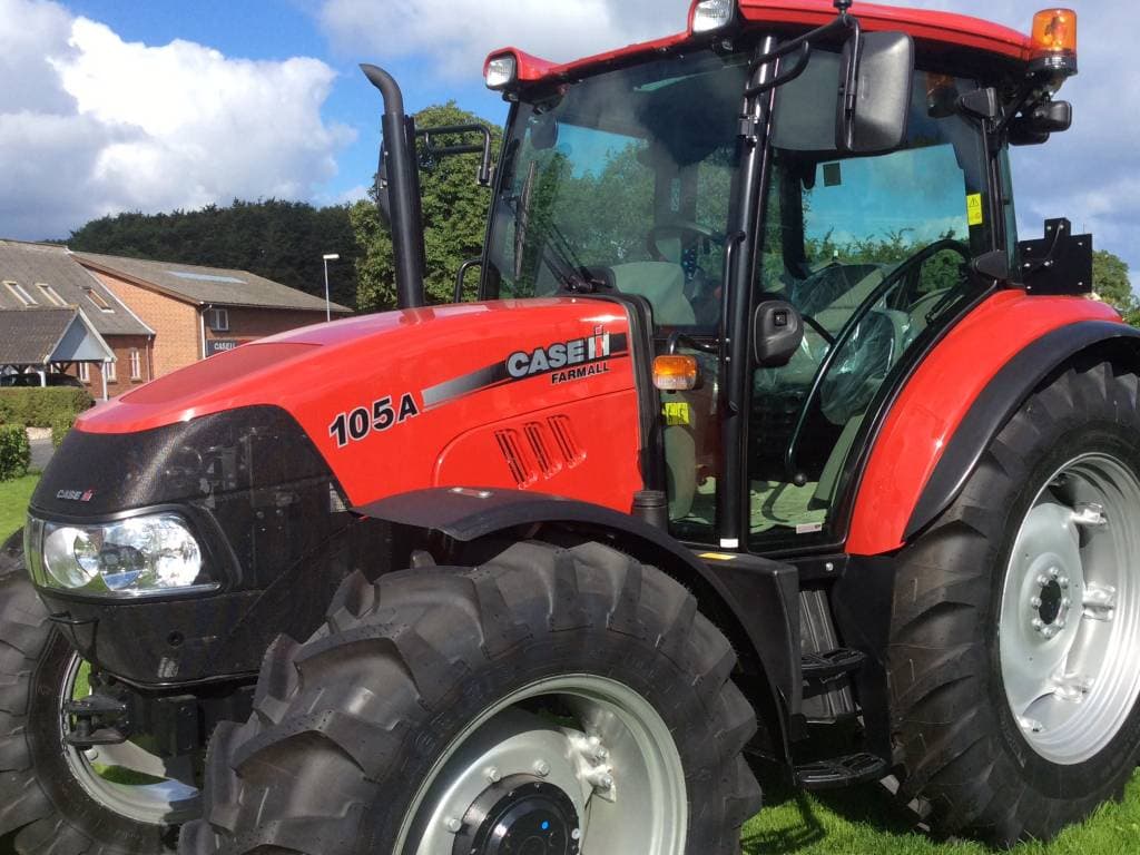 CaseIH Farmall 105A 