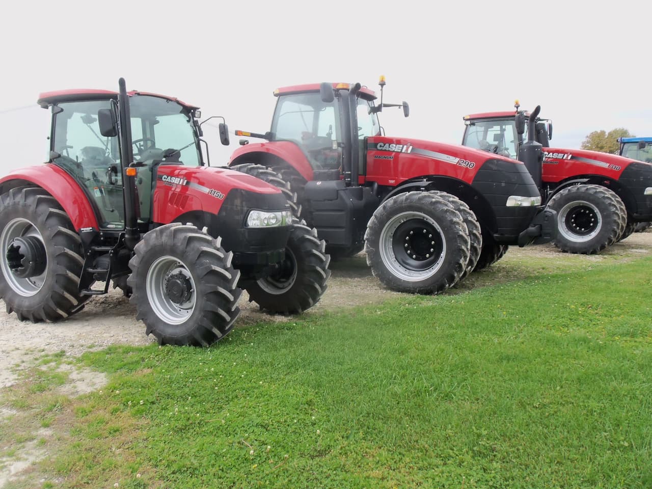 CaseIH Farmall 120M 