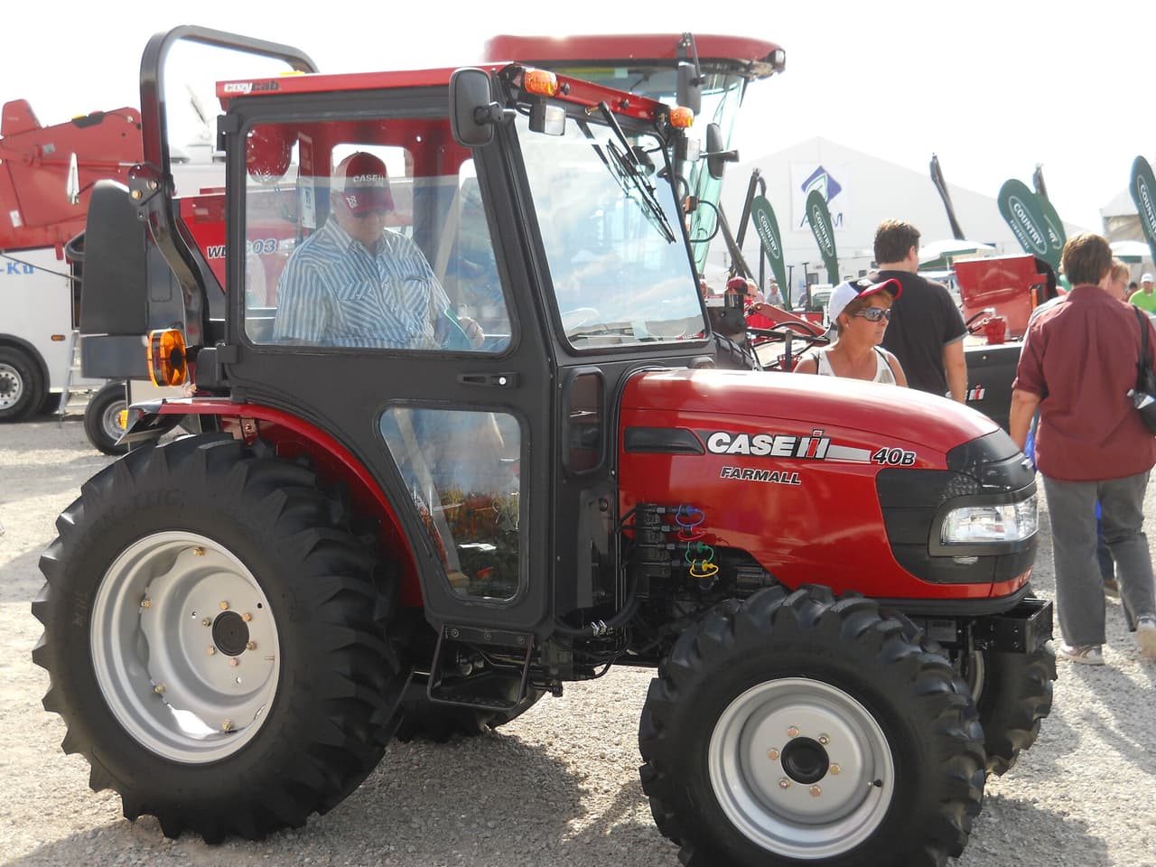 CaseIH Farmall 40B 