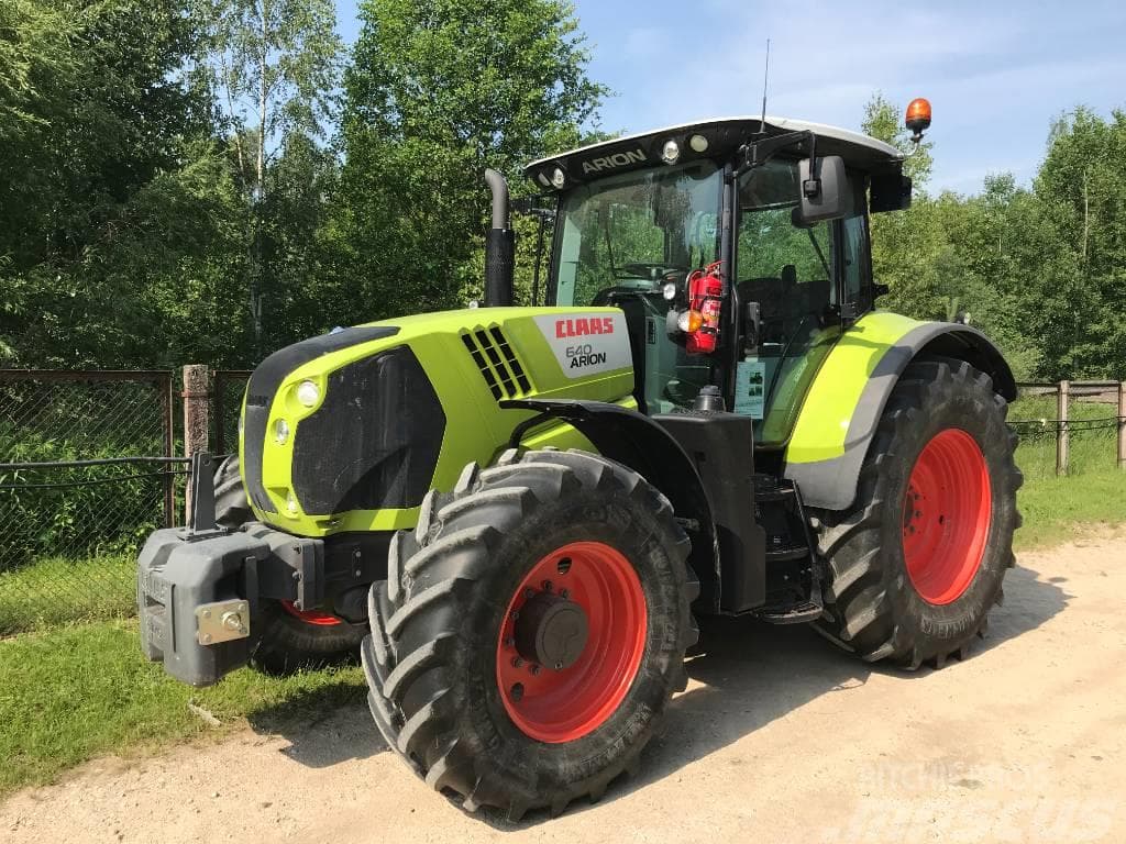 Claas Arion 640 