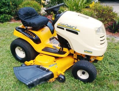 Cub Cadet LT1024 