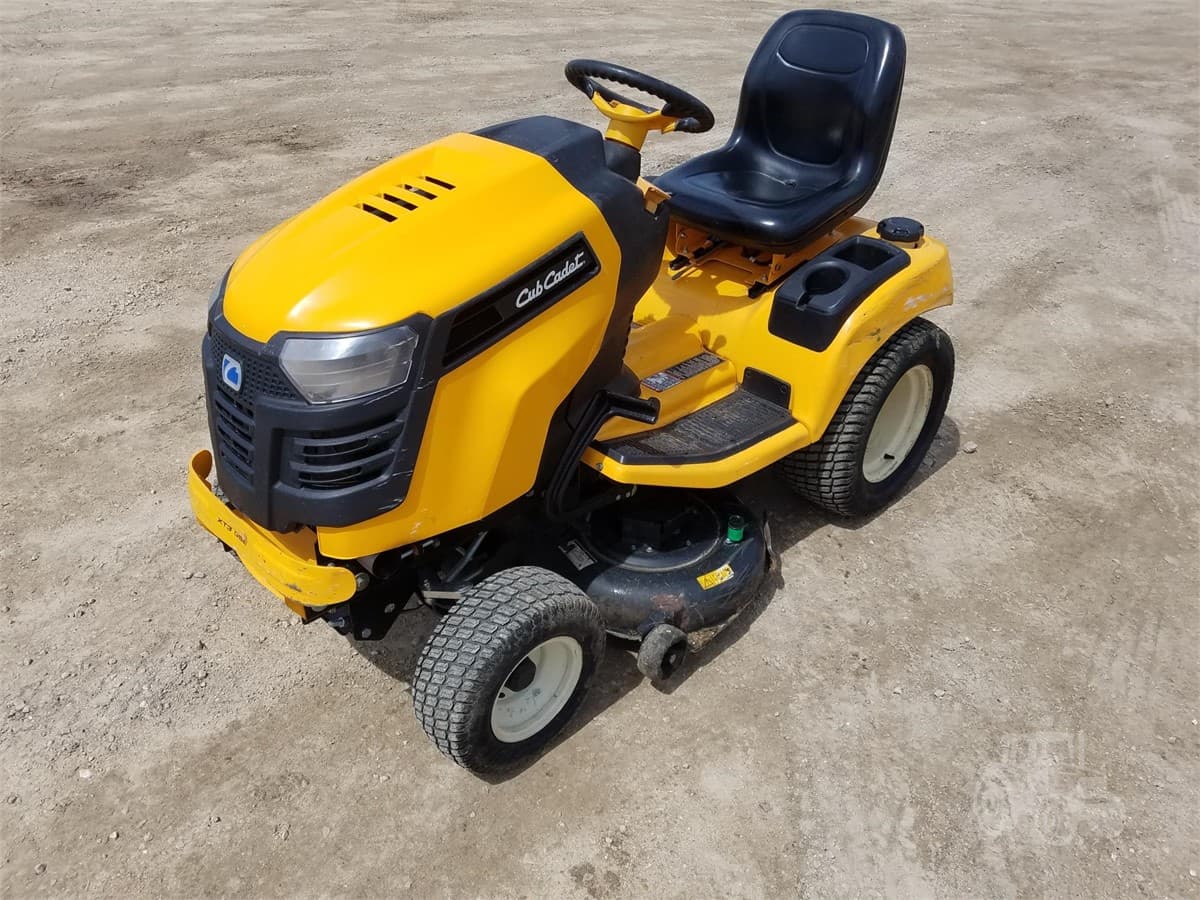 Cub Cadet XT3 GSE 