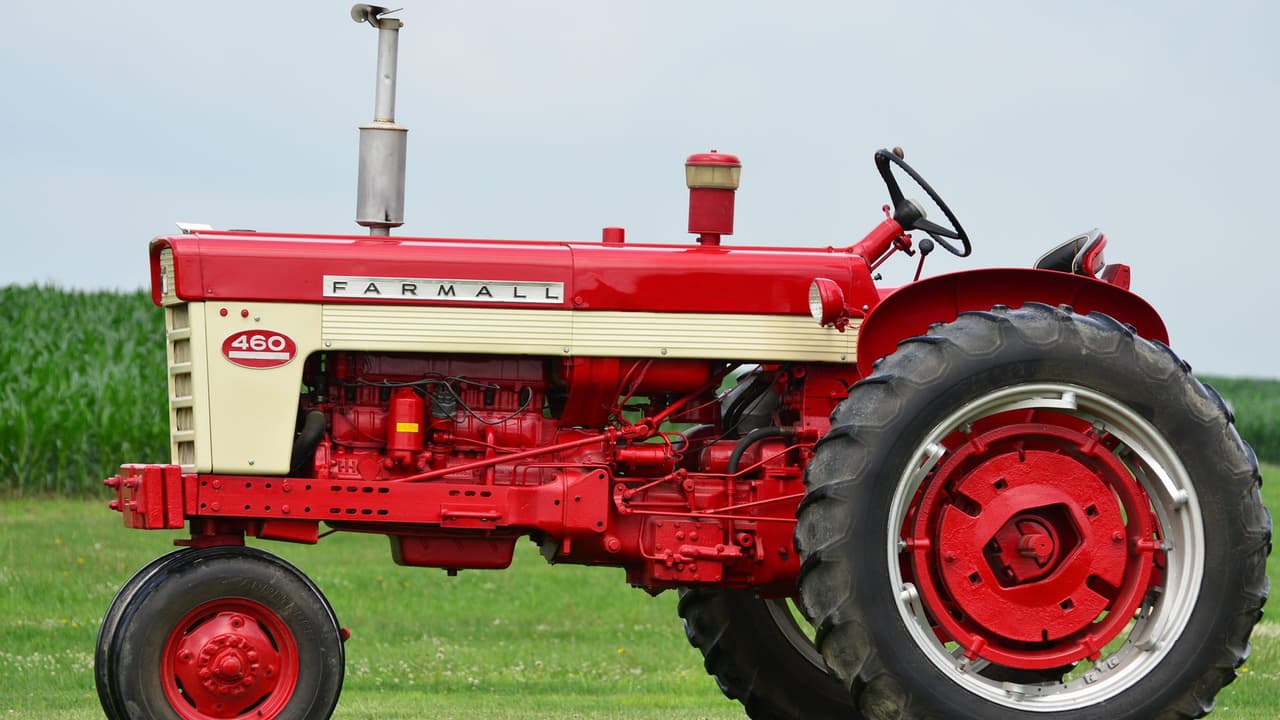 Farmall 460 