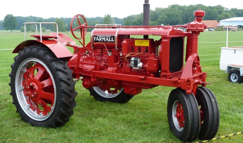 Farmall F-20 