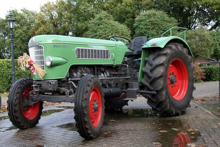 Fendt Favorit 3S 