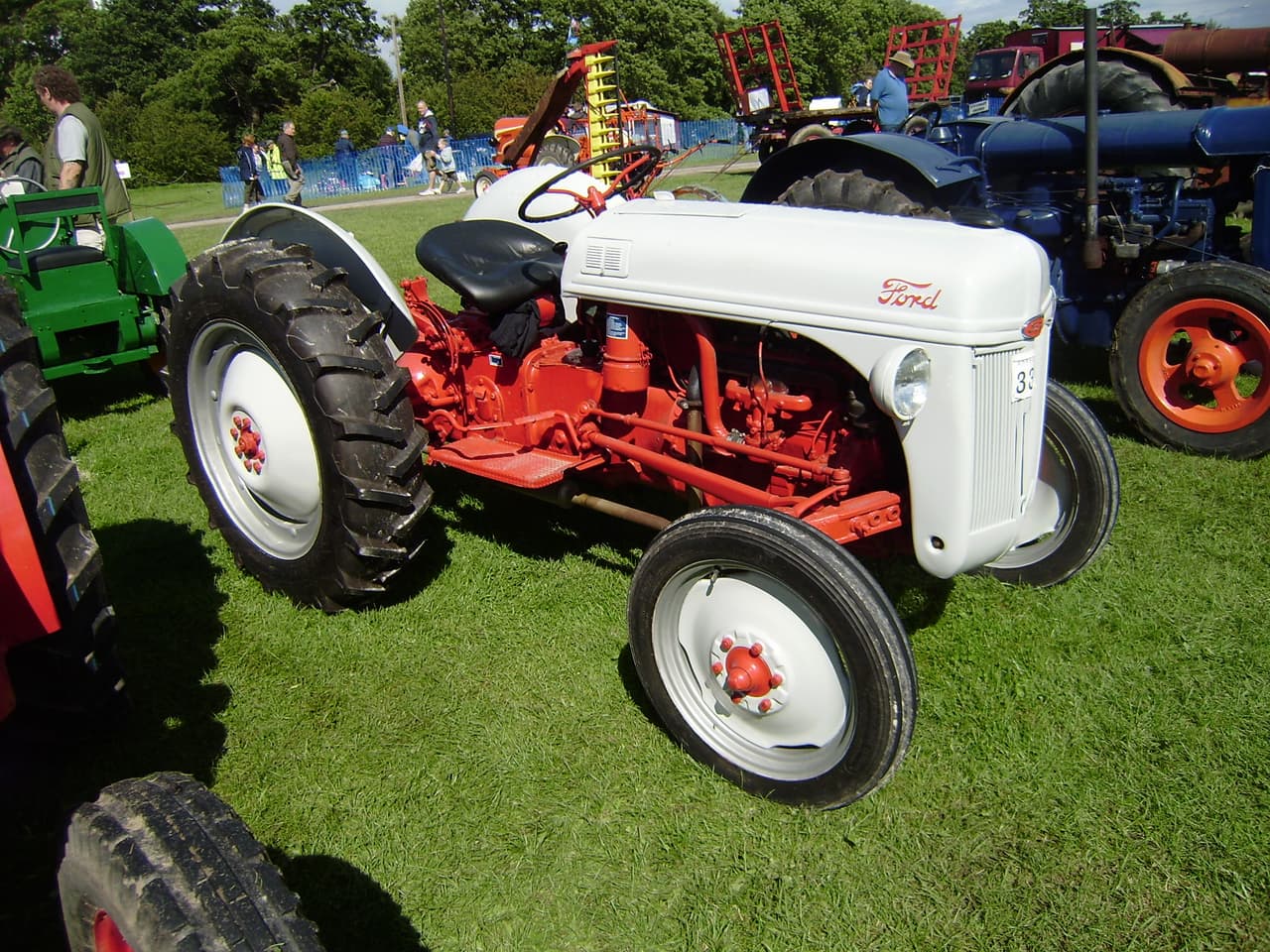 Ford 9N 