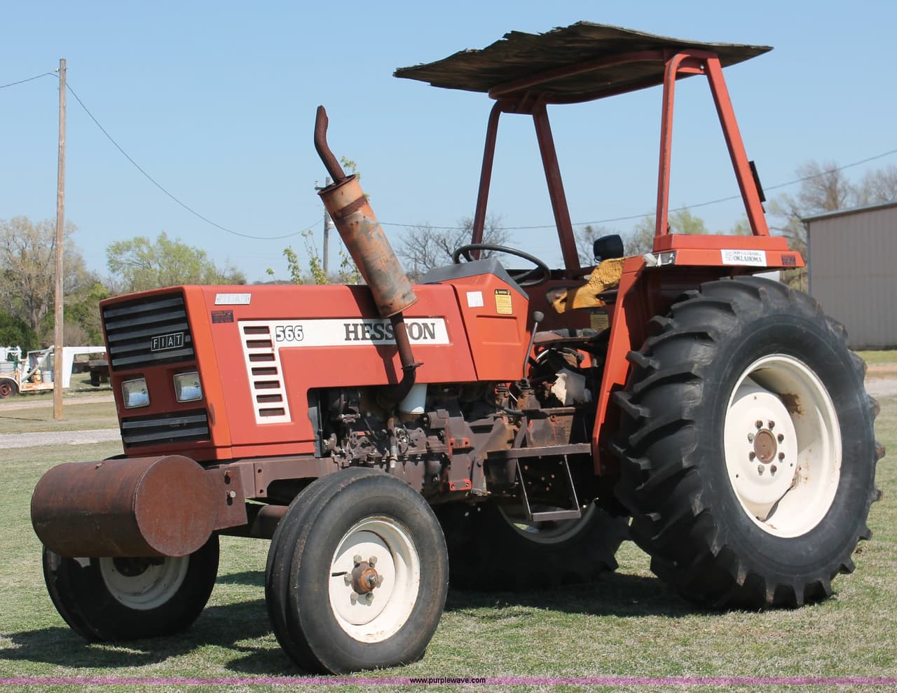 Hesston 566