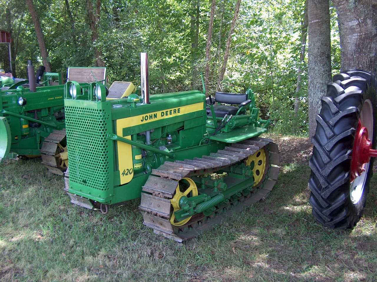 John Deere 420C 
