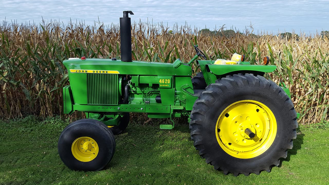 John Deere 4620 
