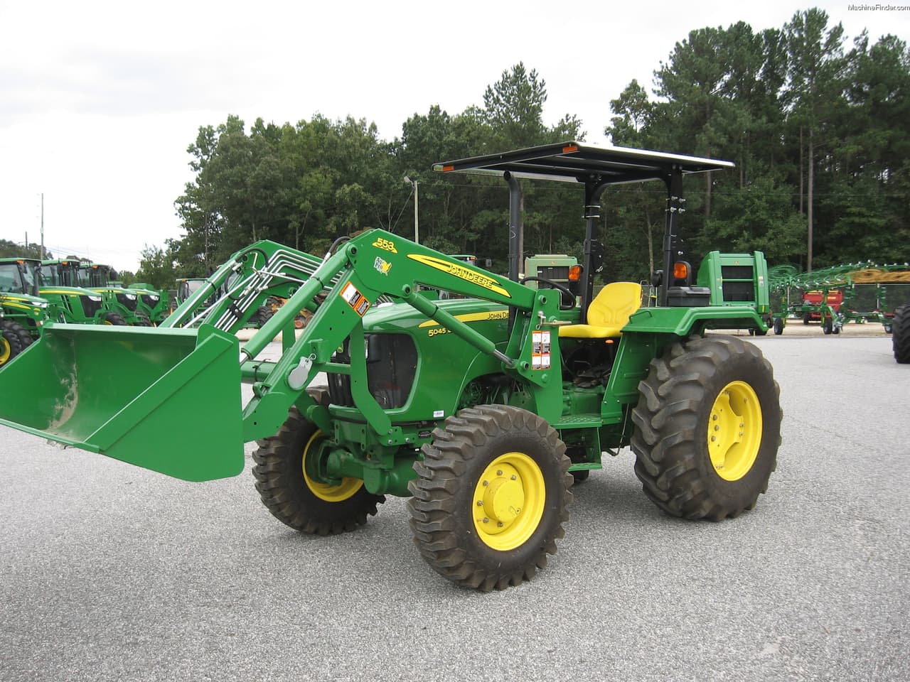 John Deere 5045E 