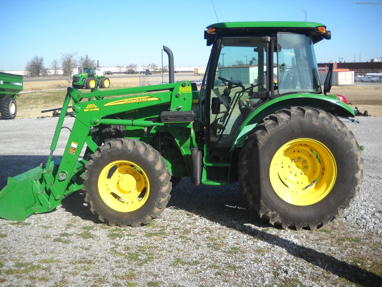 John Deere 5095M 