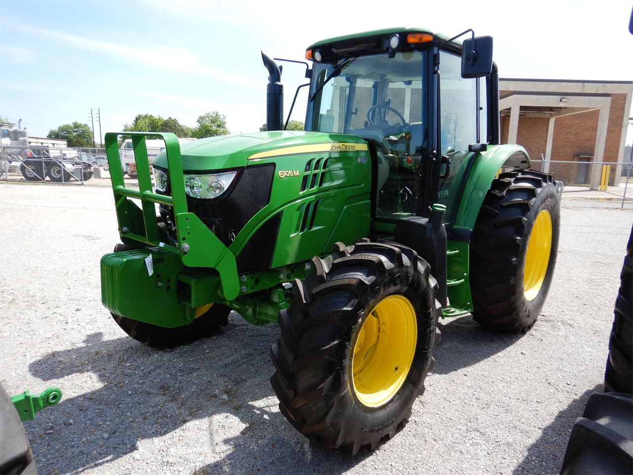 John Deere 6105M 
