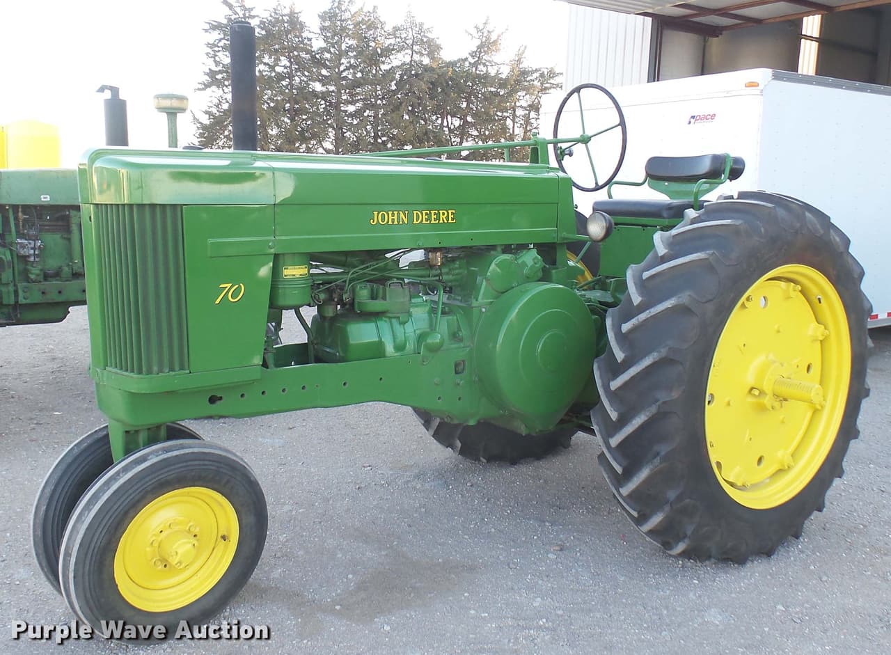 John Deere 70 
