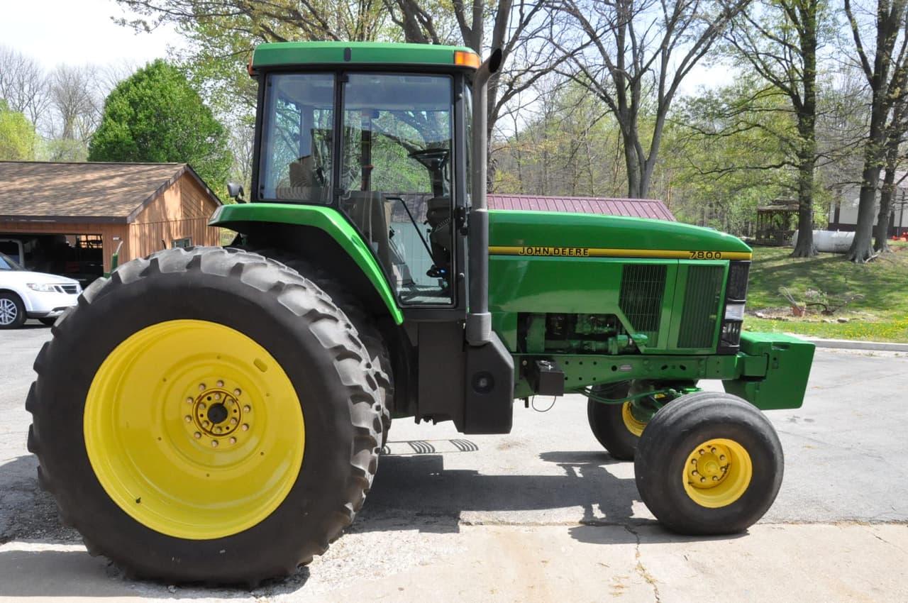 John Deere 7800 