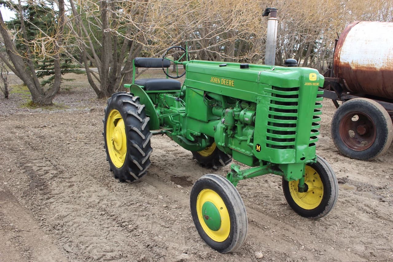John Deere M 