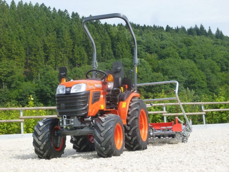 Kubota B1181 