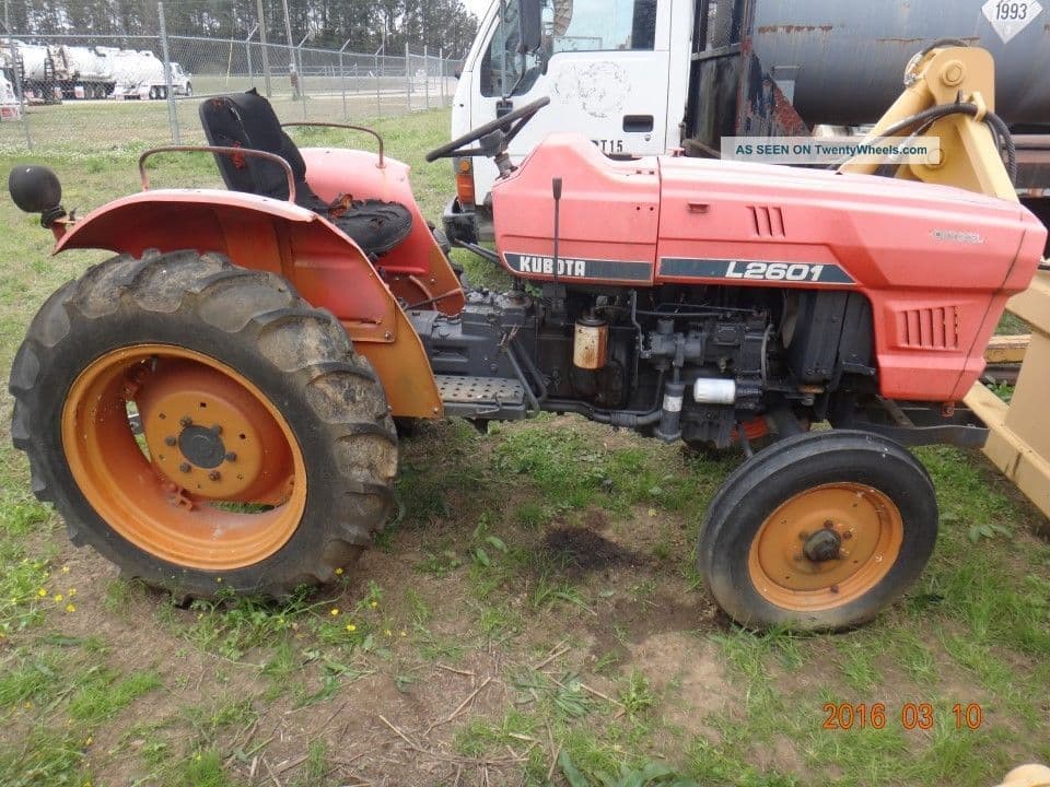 Kubota L2601 