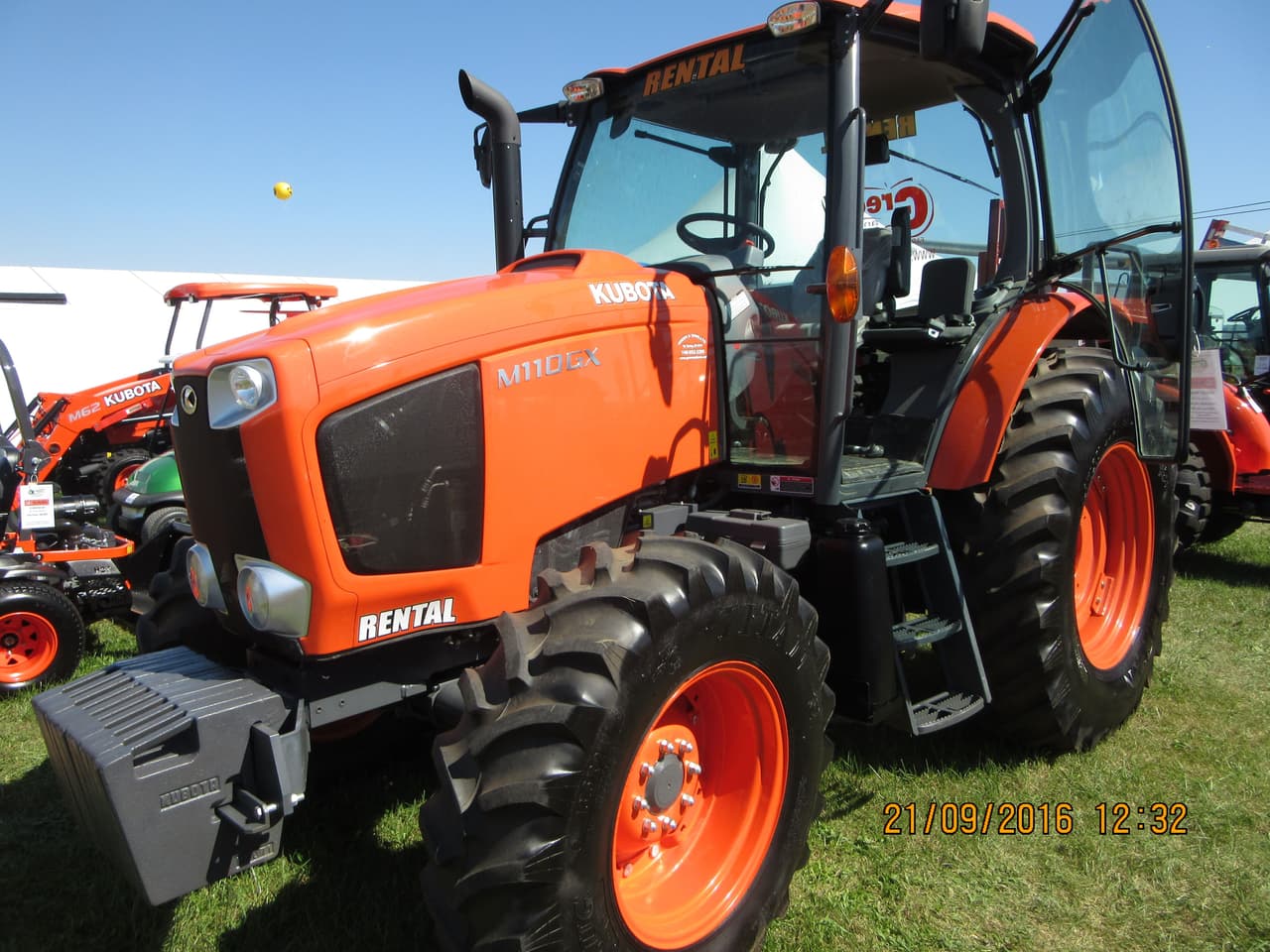Kubota M110GX 