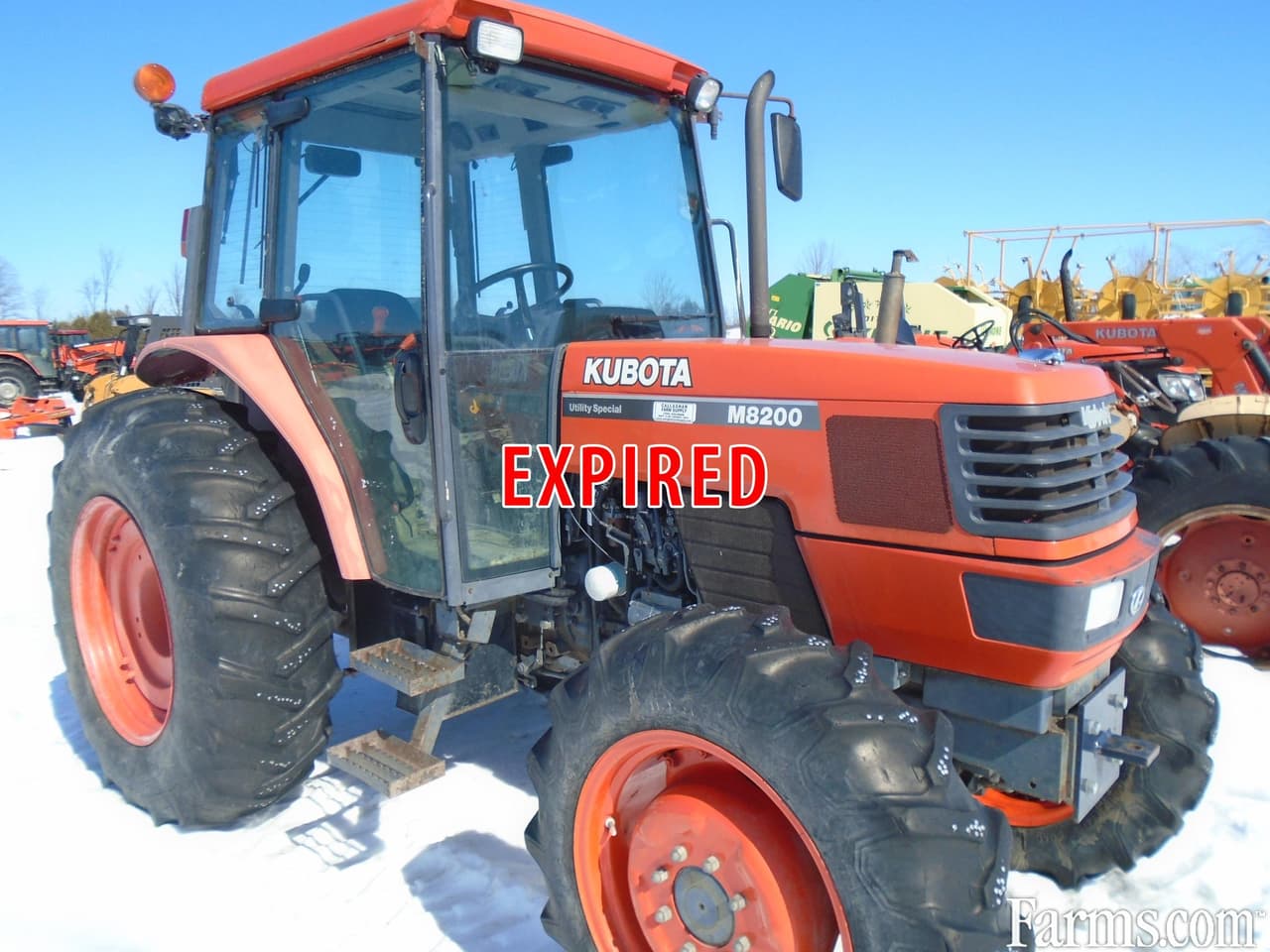 Kubota M8200 