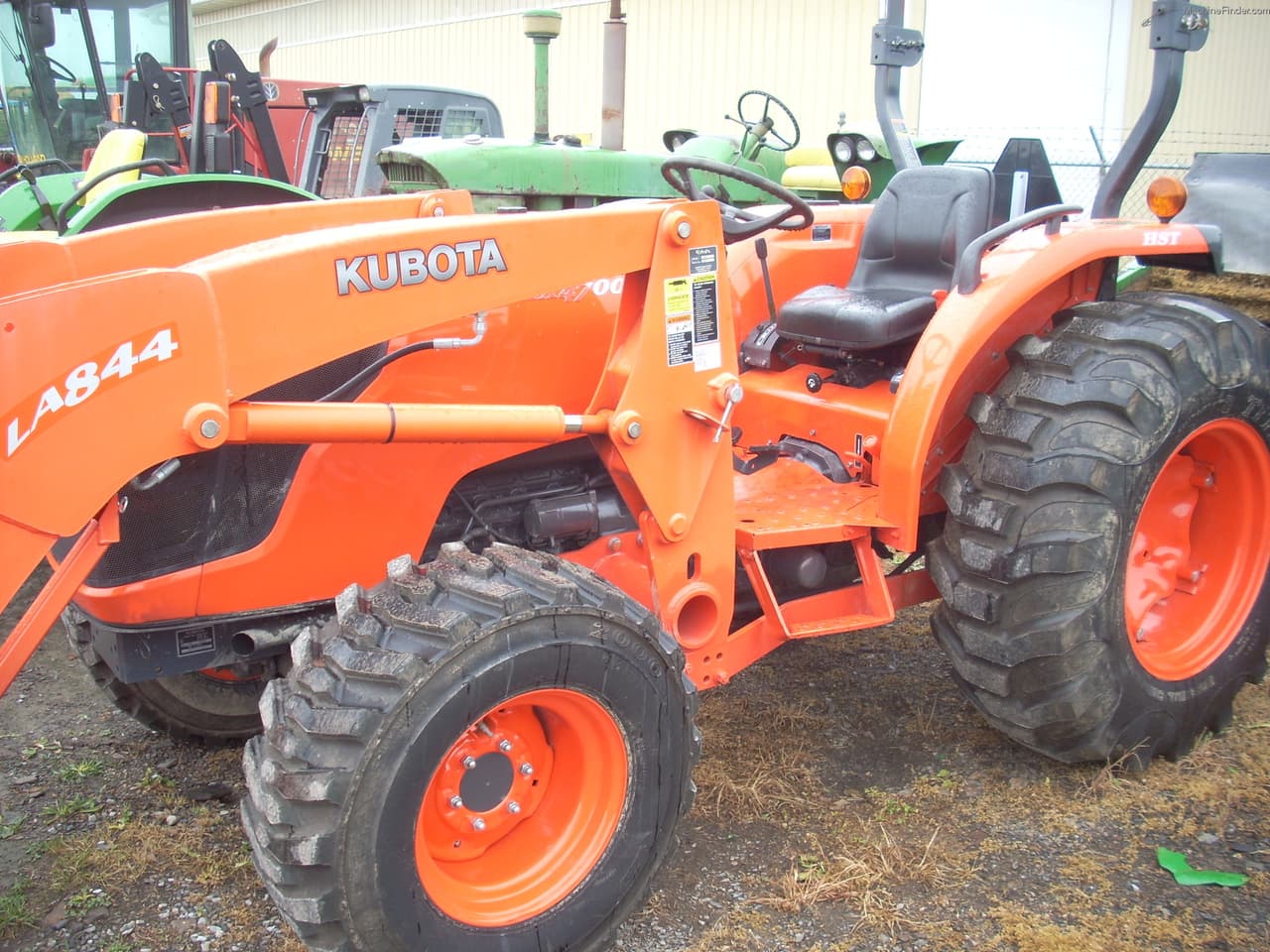 Kubota MX4700 