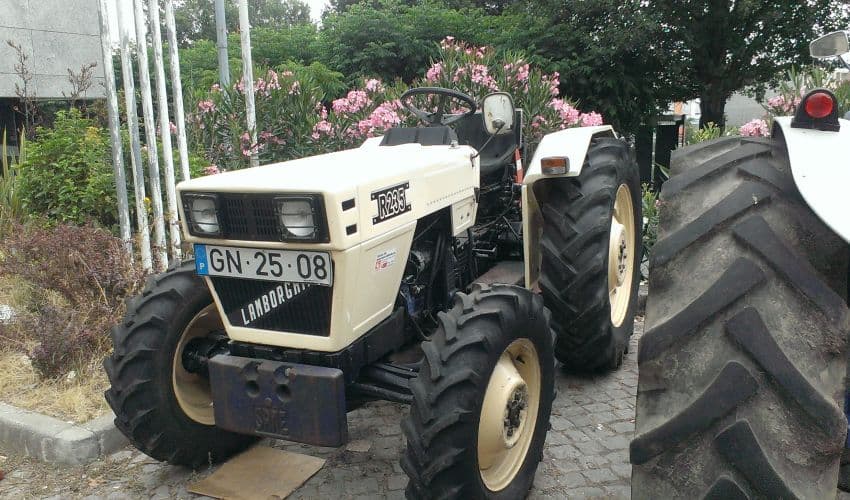 Lamborghini R 235 