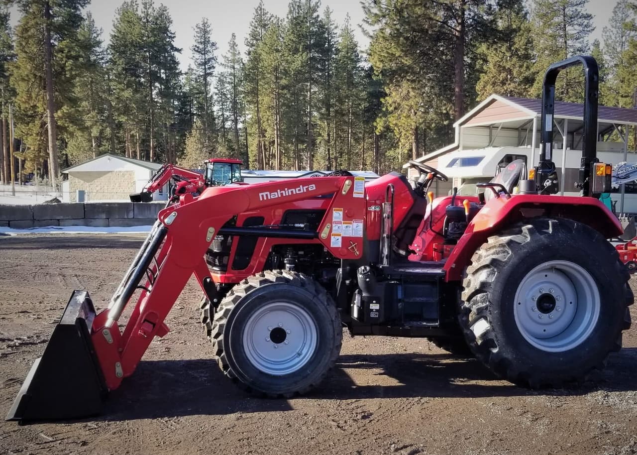 Mahindra 5145 