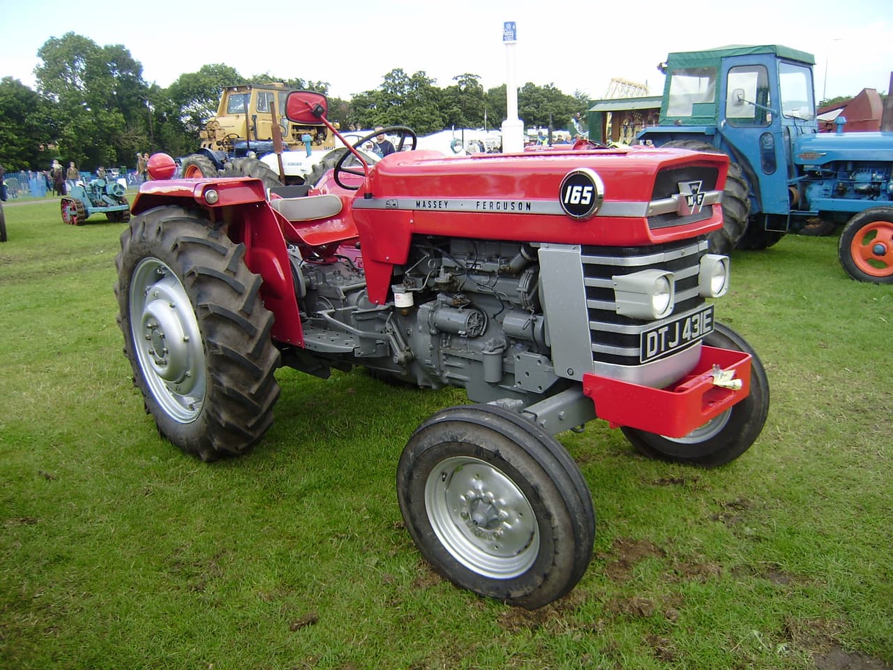Massey Ferguson 165 