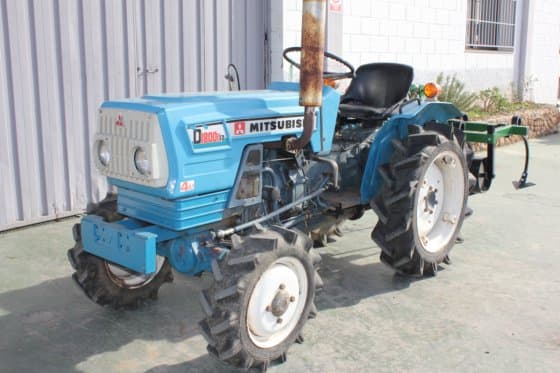 Mitsubishi D1800 