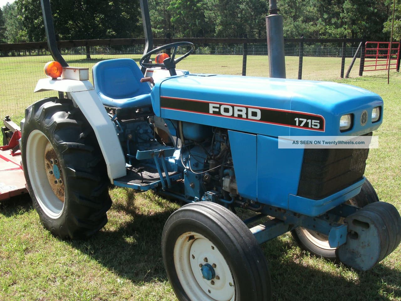 New Holland 1715 
