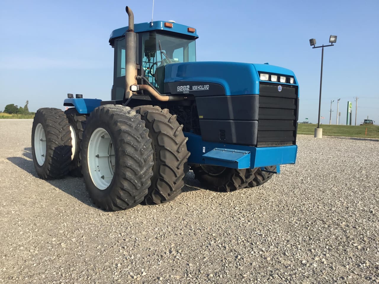 New Holland 9282 