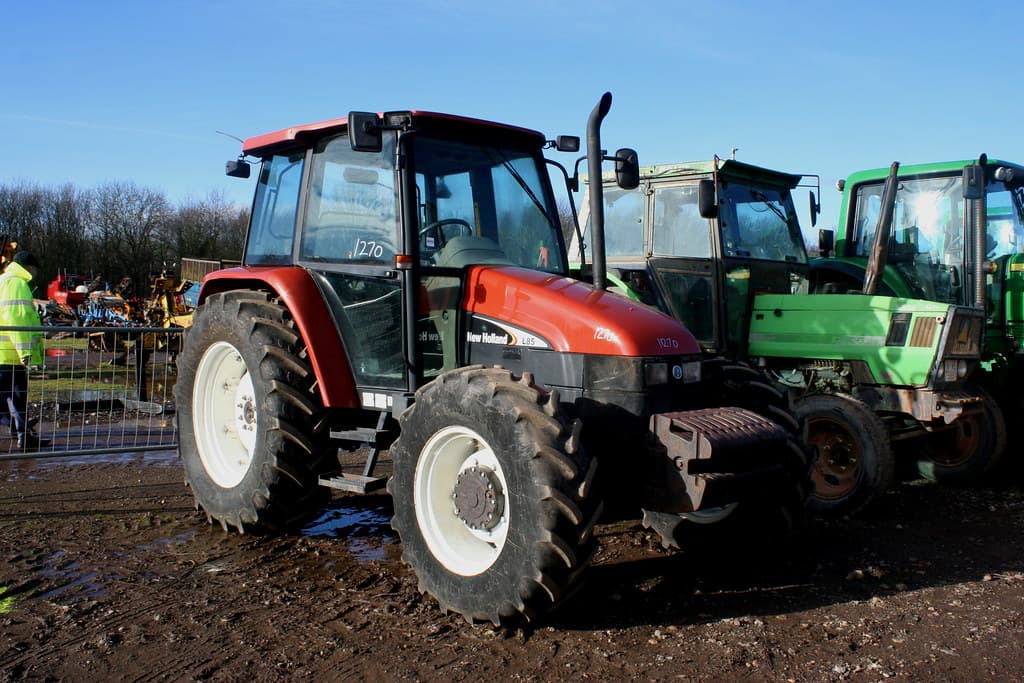 New Holland L85 