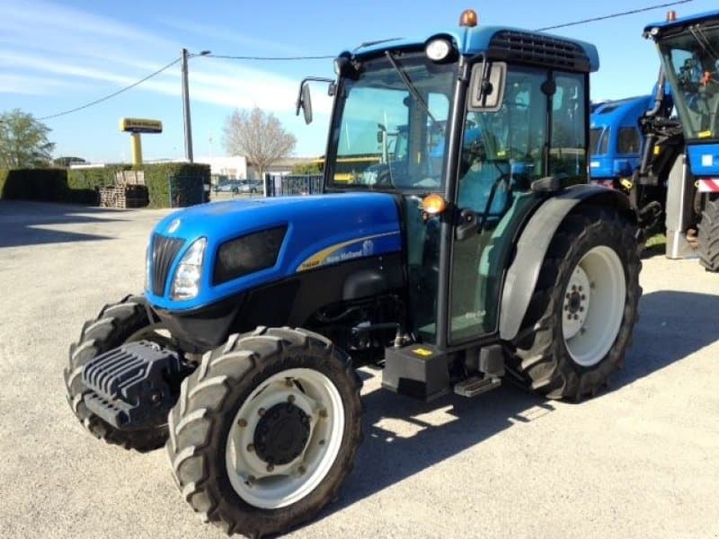 New Holland T4040F 