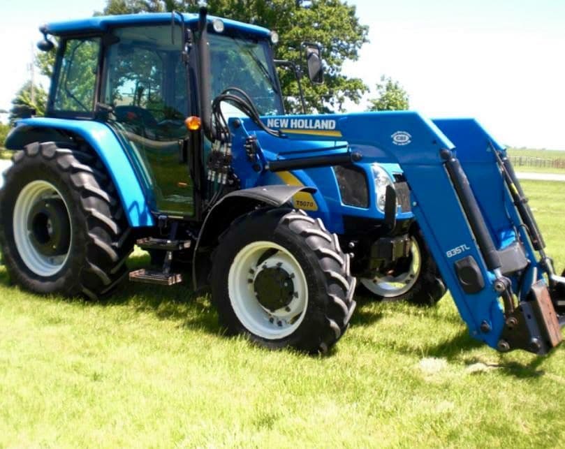 New Holland T5070 