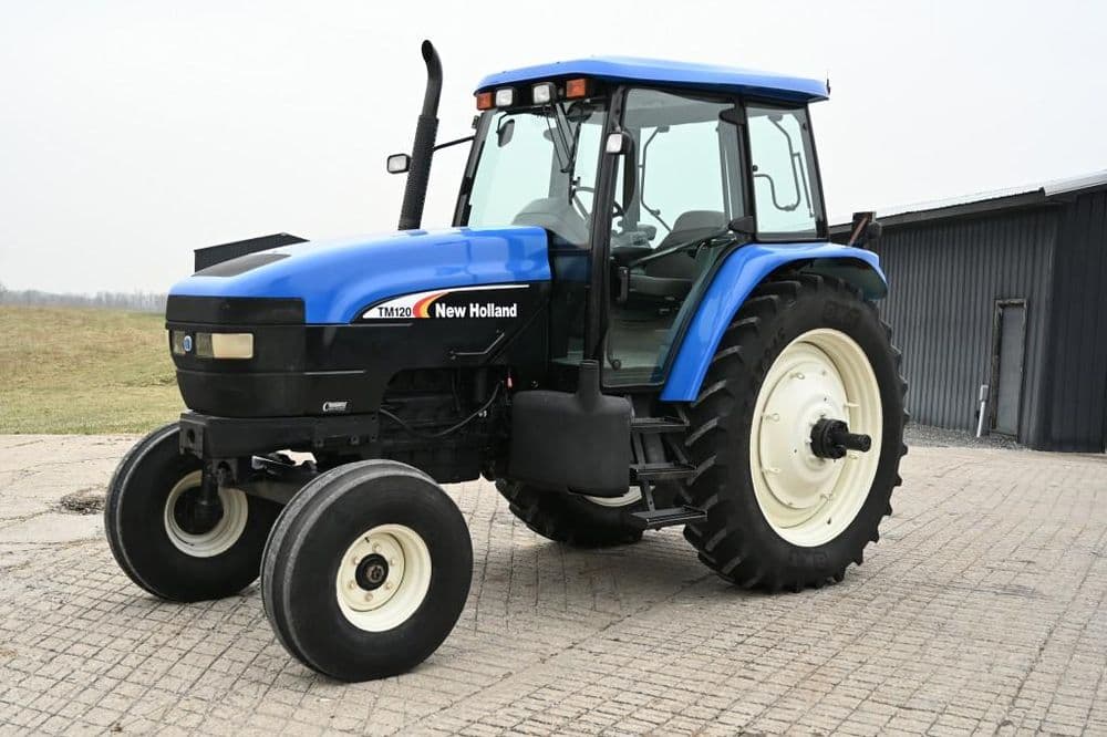 New Holland TM120 