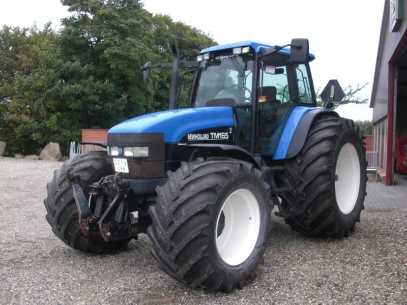 New Holland TM165 