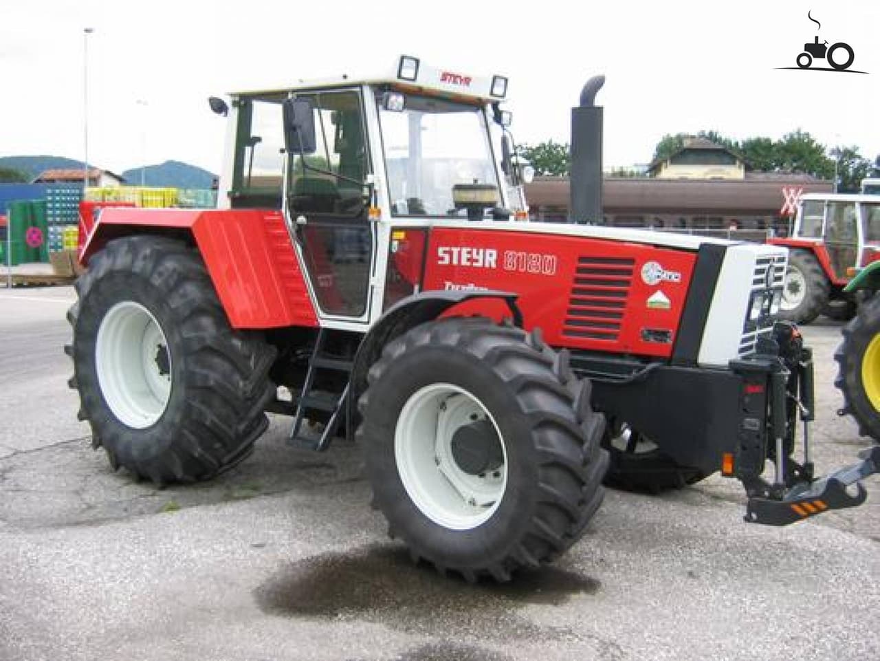 Steyr 8180 