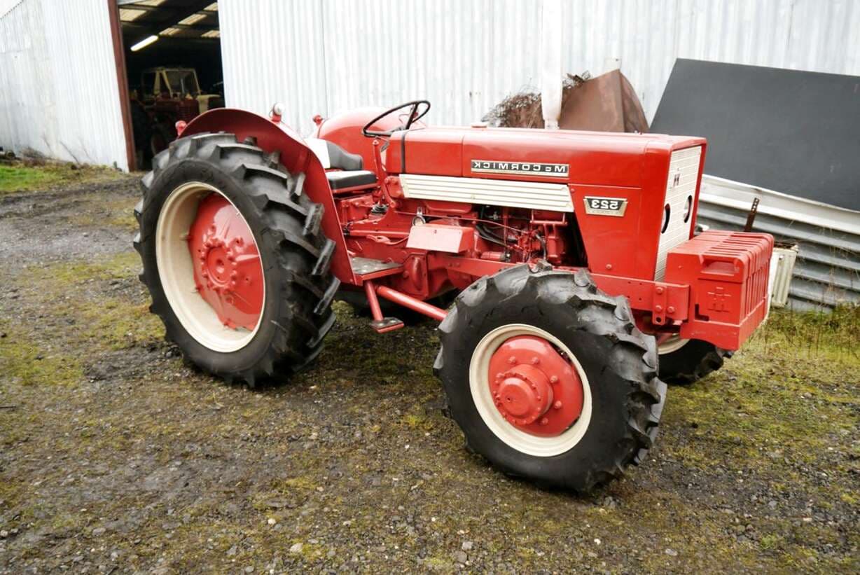 UTB/Universal 523