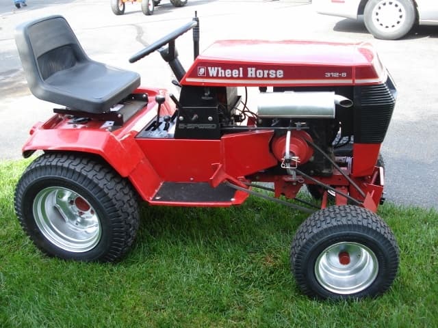 Wheel Horse 312-8 