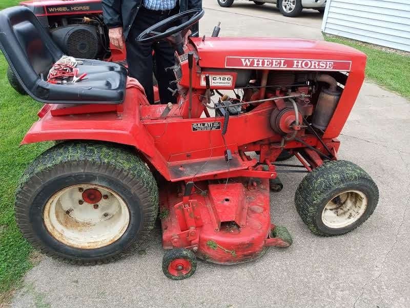 Wheel Horse C-120 