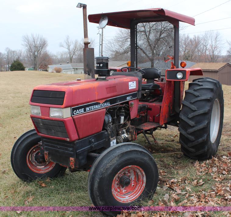 CaseIH 695 