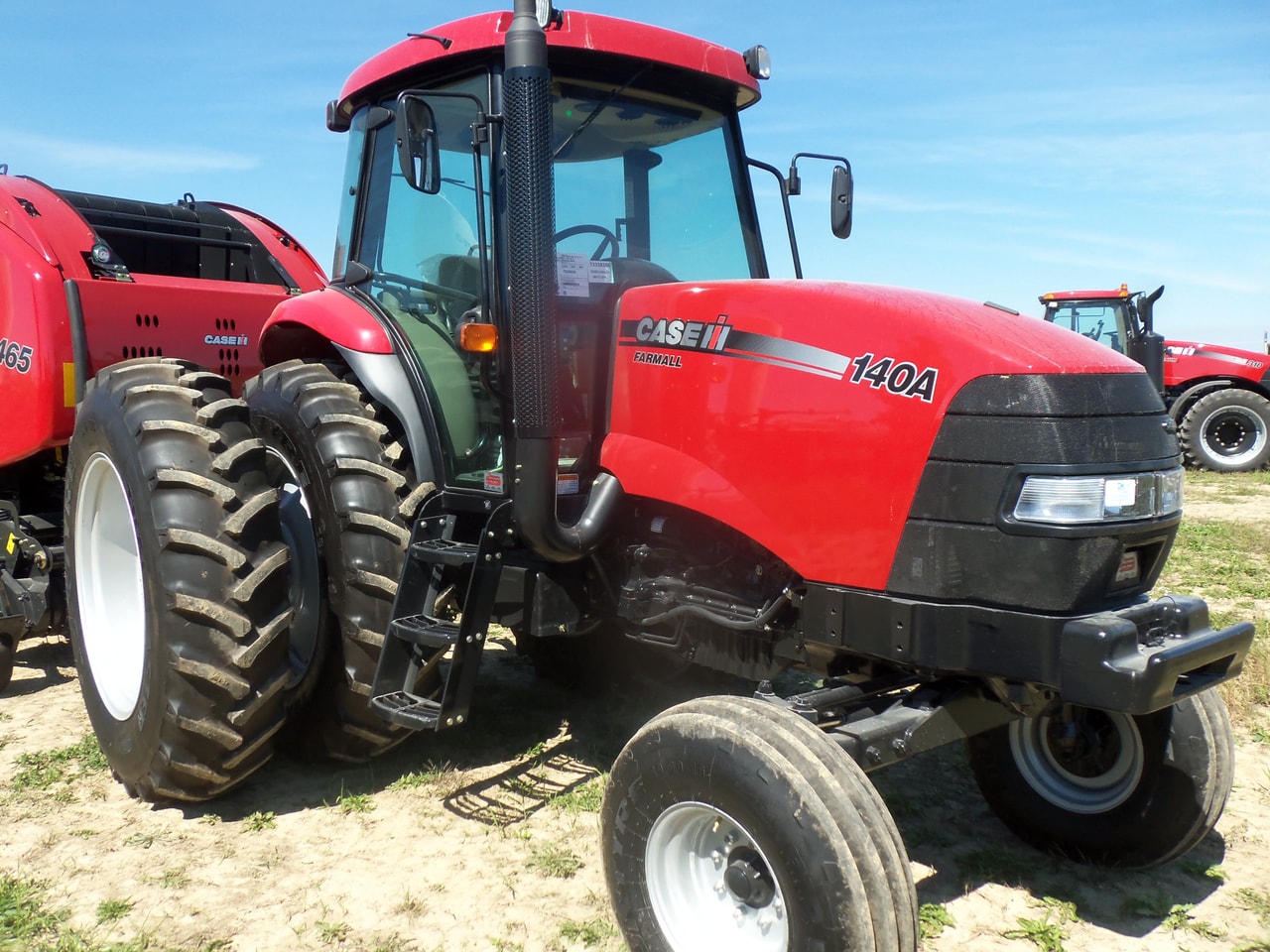 CaseIH Farmall 140A 