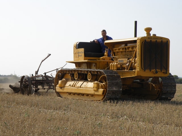 Caterpillar Seventy 