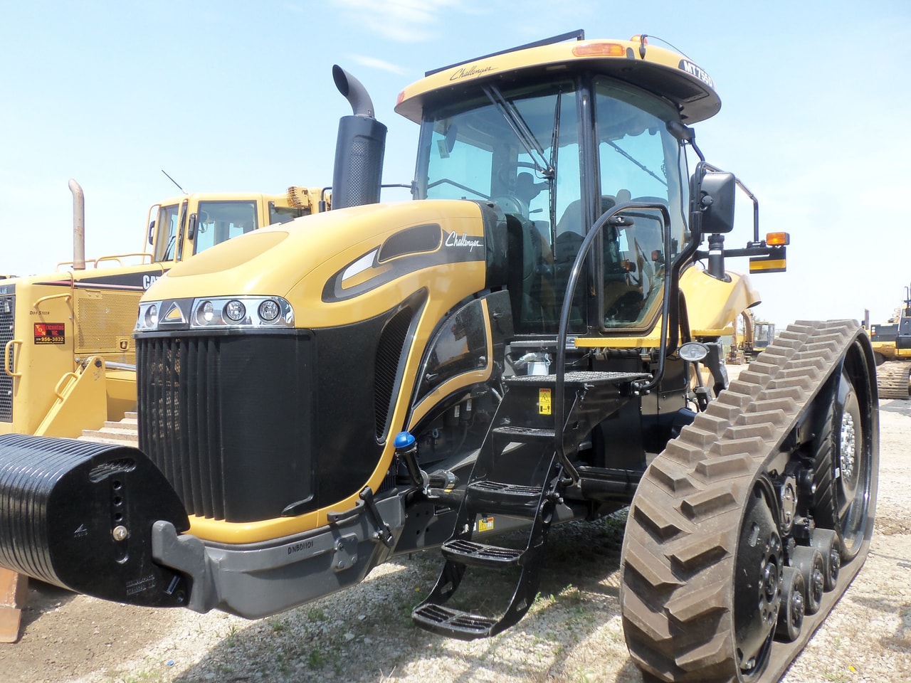 Challenger MT755D 