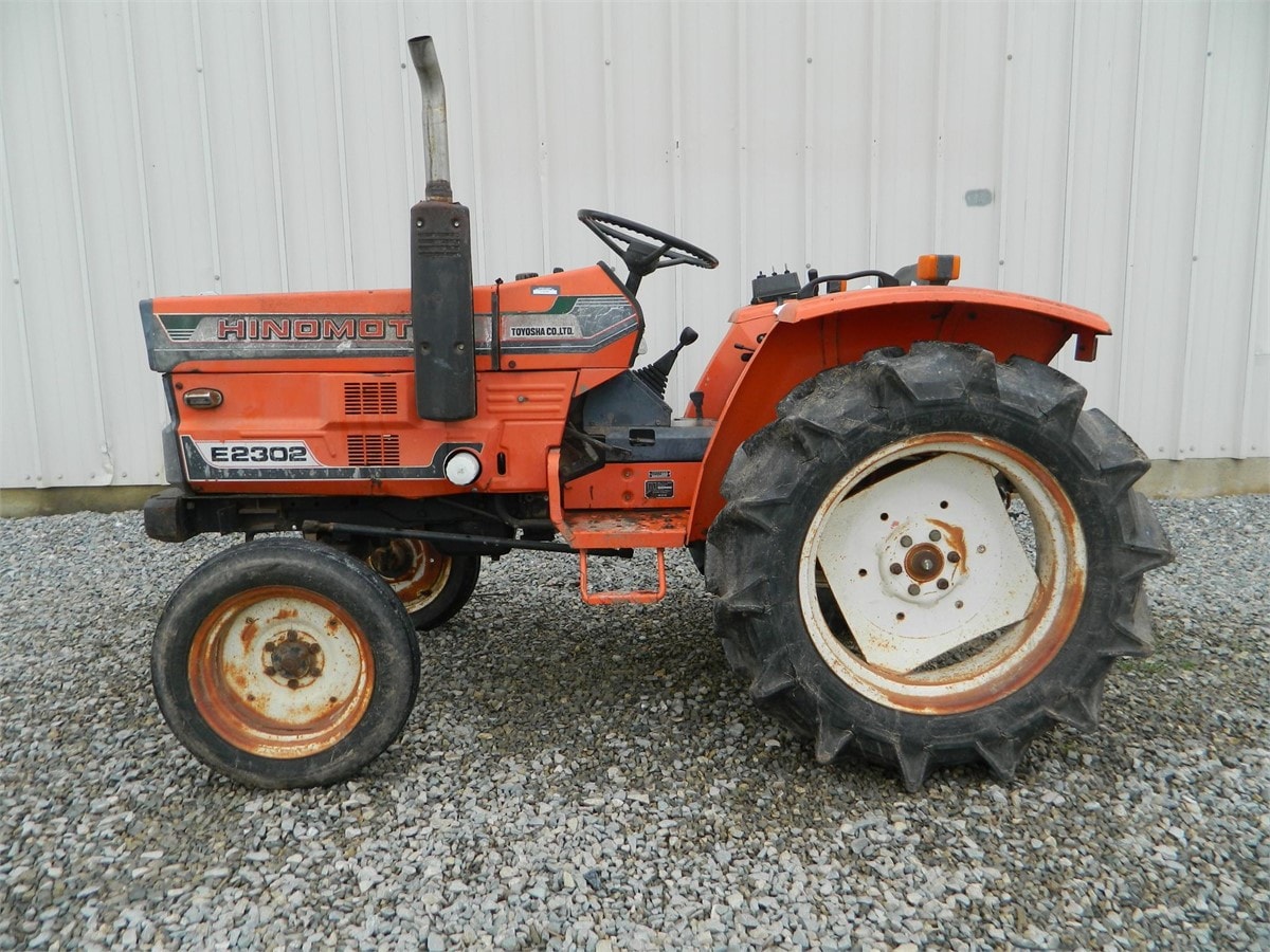 Hinomoto E2302 