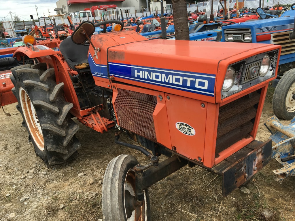 Hinomoto E232 