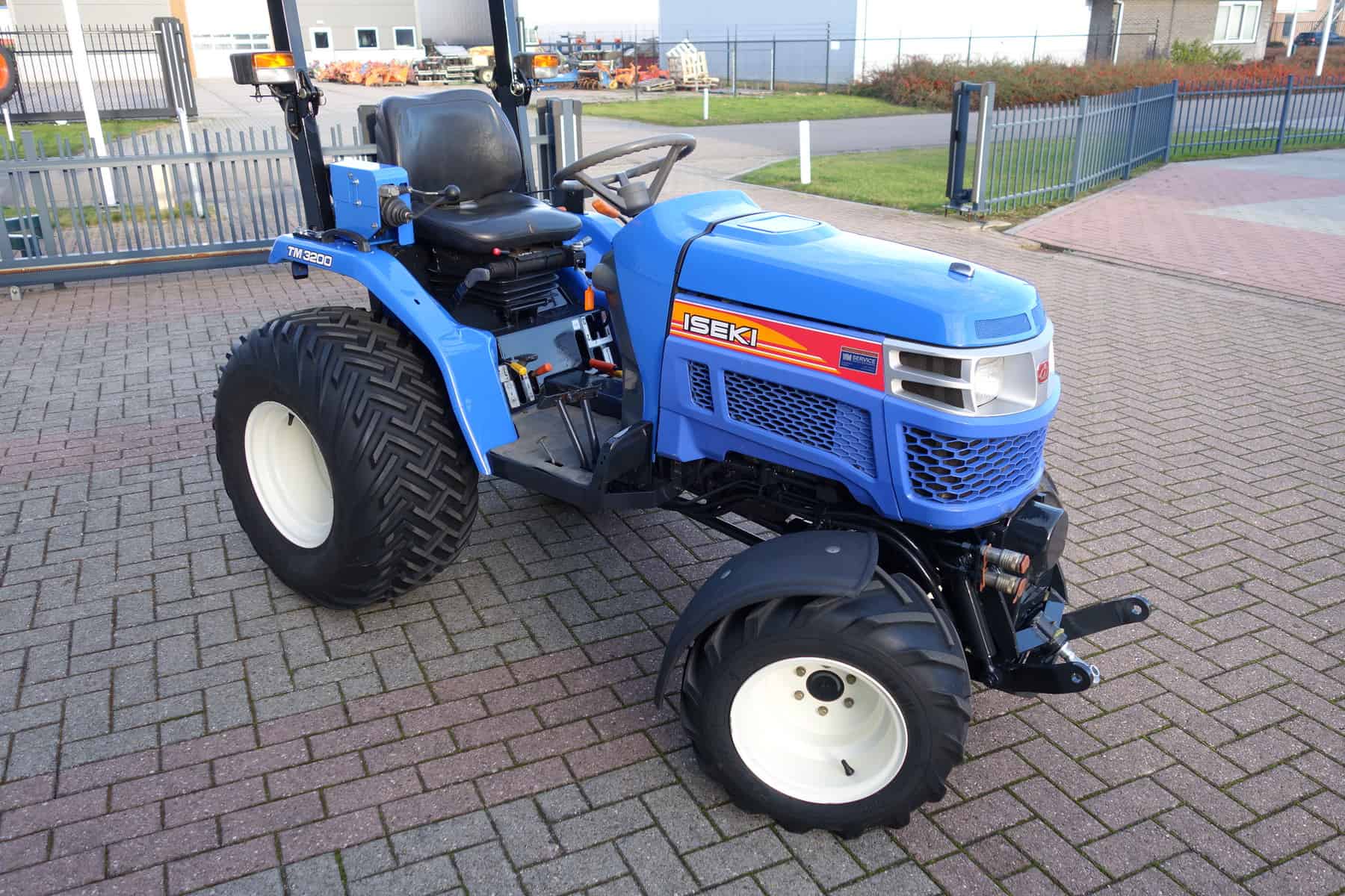 Iseki TM3200 